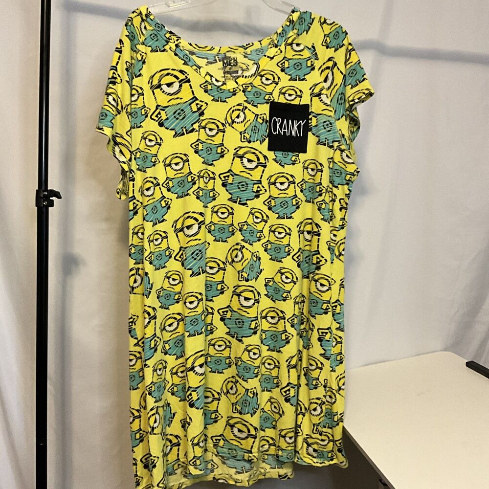 Despicable Me Minions Night Gown Womens Size 2X/3X 20W/24W